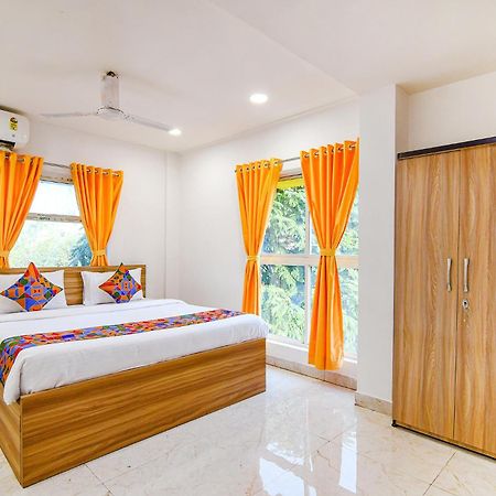 Fabhotel Grand Hazra Inn - Nr Ballygunge Station 콜카타 외부 사진