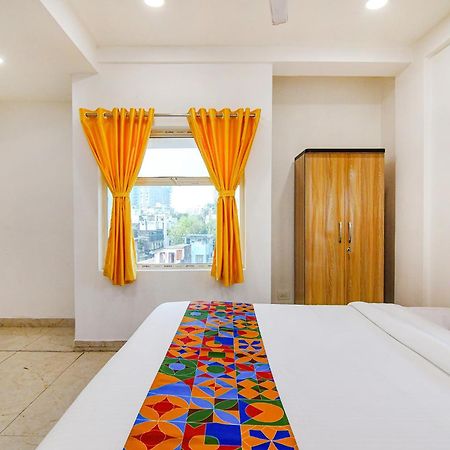 Fabhotel Grand Hazra Inn - Nr Ballygunge Station 콜카타 외부 사진