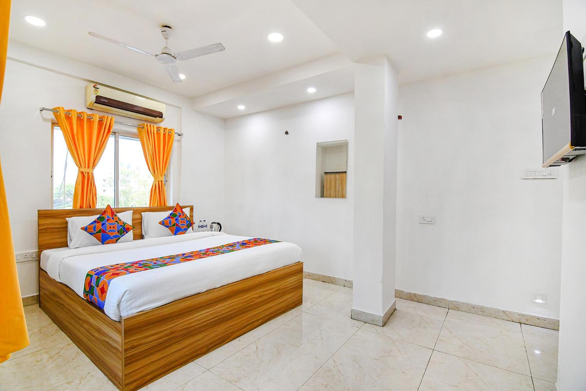 Fabhotel Grand Hazra Inn - Nr Ballygunge Station 콜카타 외부 사진